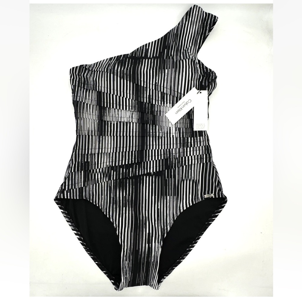 Calvin Klein Women's Wide Strap One-Shoulder One-Piece Swimsuit Size 14 Padded